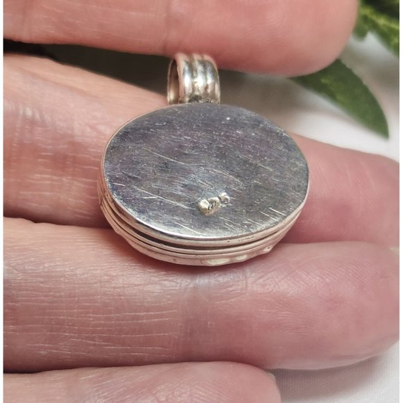 Vintage Turquoise Sterling Silver Cabochon Pendant - Picture 6 of 12